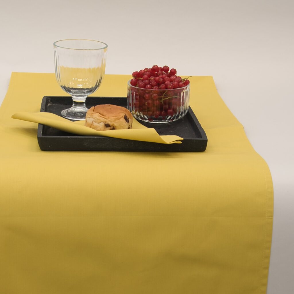 Tischläufer Stoffservietten 7 Stk. Set Baumwolle gelb VON SCHÜTZ